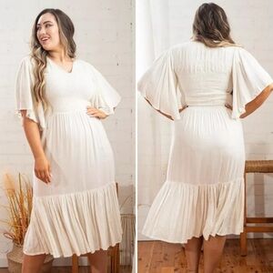 NWT! Dani Marie Flutter Sleeve Smocked MIDI Dress - Size: 20